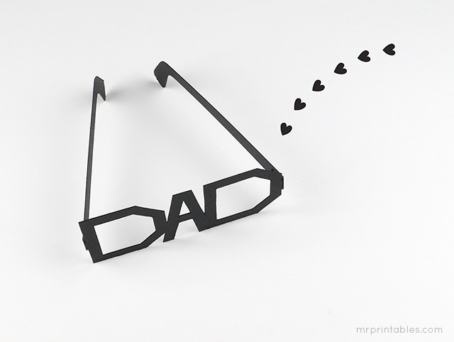 Father's Day DIY Typography Glasses by Mr Printables