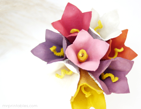 Craft Ideas  Cartons on Egg Carton Lillies With A Printable Template For Adding Messages